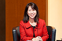 大門 小百合 氏