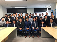 写真-甲府エイジェンシーオフィス 社内メンバー