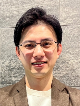 哈@j